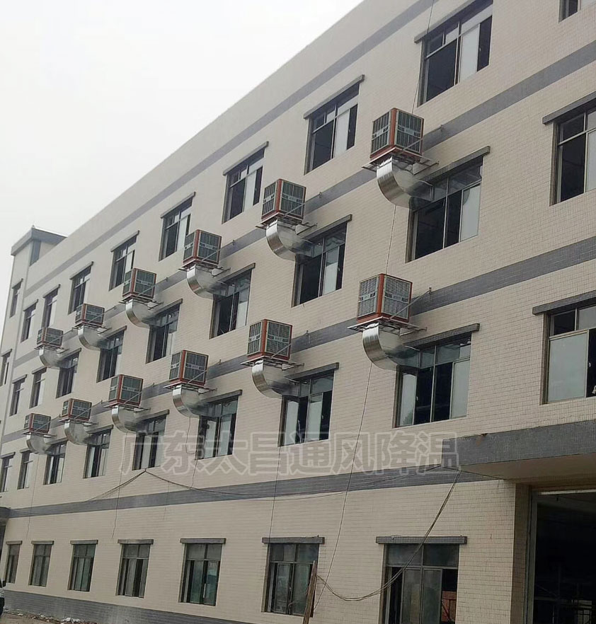 潤東方環(huán)?？照{(diào) 實(shí)力打造省電廠房通風(fēng)降溫